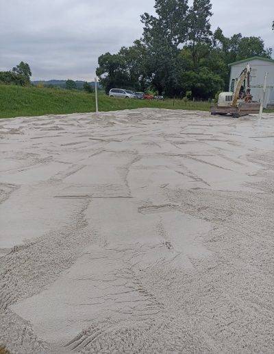 Photo 1 - Travaux terrain Beach Volley - Virelade